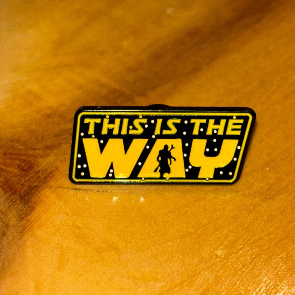 Star Wars inspired “ Mandalorian” this is the way Enamel pin (Brand new)